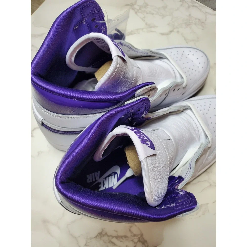 Nike Air Jordan 1 Retro High OG Court Purple Size 7 Women's  5.5 Men's